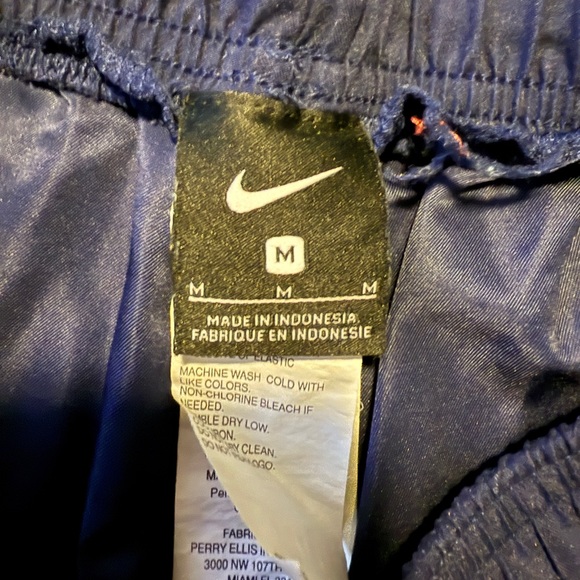 Nike Swim Trunks - Picture 2 of 4
